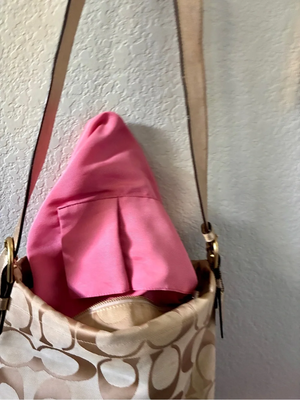 Coach Y2K! Gorgeous with Pink Lining
